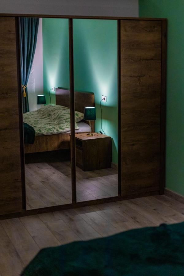 Brigitte Apartment Брашов Экстерьер фото